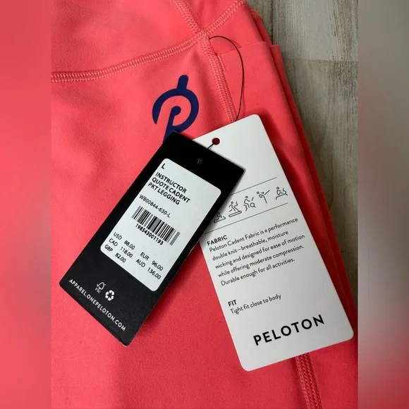 PelotonPerformance Leggings - Picture 3 of 4